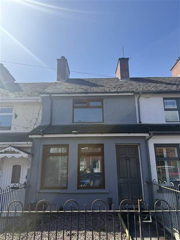 35 Milfort Avenue, Dunmurry , Belfast , BT17 9BJ - Photo 3