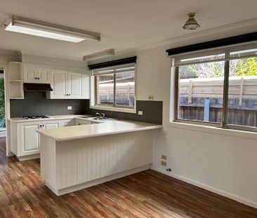 Spacious Family Living in a Quiet, Convenient Location - Photo 3