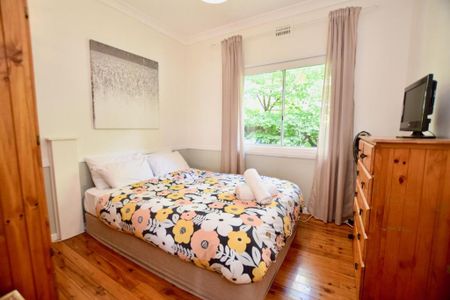 32 Gates Avenue, Katoomba NSW 2780 - House For Rent | Domain - Photo 4