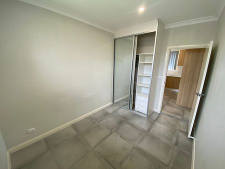 IN THE HEART OF SMITHFIELD! - Photo 5