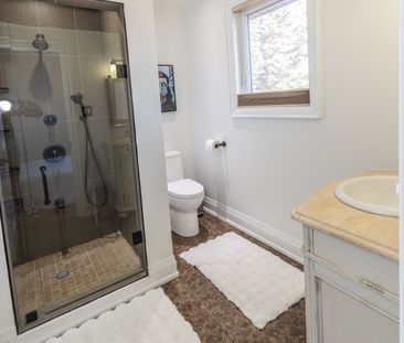 For Lease - 60 Belvedere Drive, Oakville, Ontario - Photo 4