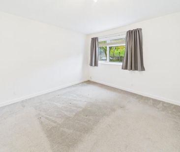 2 bedroom end of terrace house to rent - Photo 6