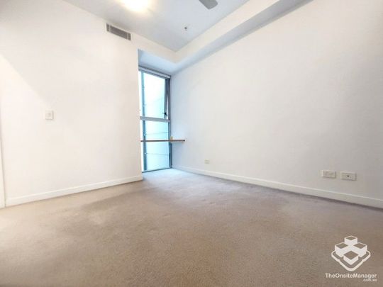 One Bedroom Apartment in the South Brisbane!!! - Photo 1