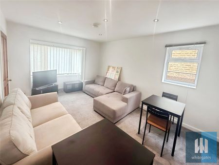 Lynton Avenue, Springwood, Huddersfield, HD1 - Photo 2