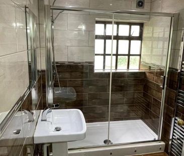 5 bedroom terraced house to rent - Photo 3