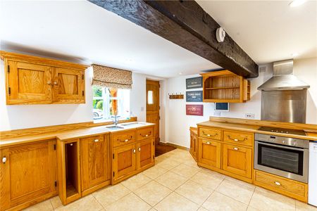 Gaddesden Row, Hemel Hempstead, Hertfordshire, HP2 6HJ - Photo 2