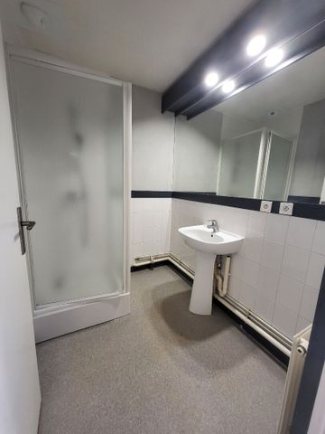 Location Appartement 2 pièces 31m² - Photo 2