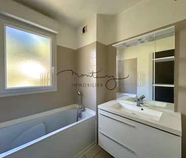 COUP DE COEUR : P3 AVEC TERRASSE ET PARKING EN DERNIER ETAGE - Photo 5