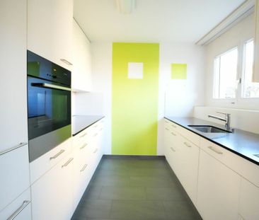 Familienfreundliche 6.5 Zimmer-Maisonettewohnung mit grosszügigem G... - Photo 1