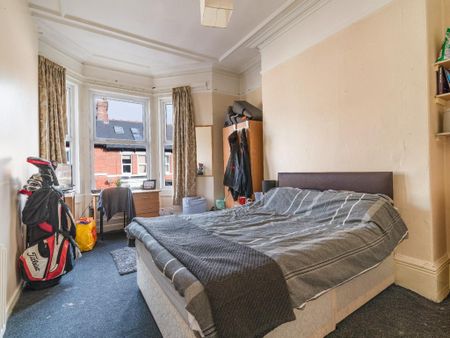 7 bedroom terraced house to rent - Photo 2
