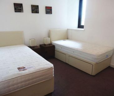 2 bedroom apartment to rent - Photo 3