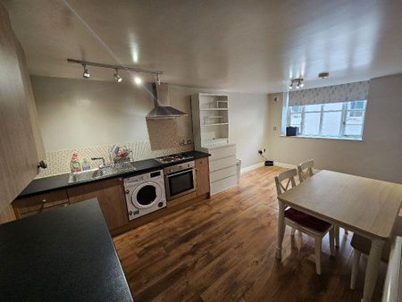 2 bedroom apartment to rent - Photo 5