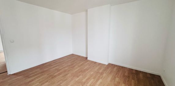 Location Appartement 3 pièces 51m² LIEVIN 62800 - Photo 2