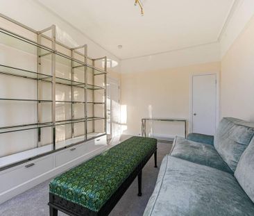 3 bedroom maisonette to rent - Photo 3