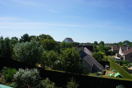 Mooi en verzorgd appartement gelegen in een residentie in villa-stijl met een aangename ligging ! - Photo 4