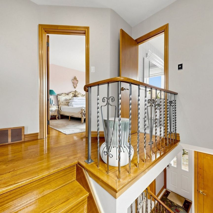 For Lease - 145 Gloucester Grove, Toronto, Ontario - Photo 1