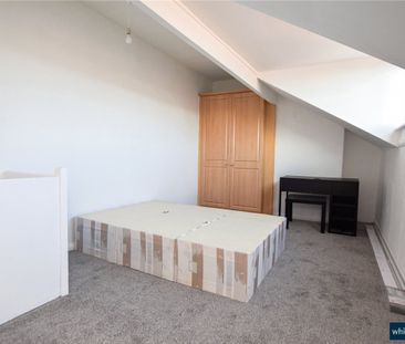 Shafton Place, Leeds, West Yorkshire, LS11 - Photo 5