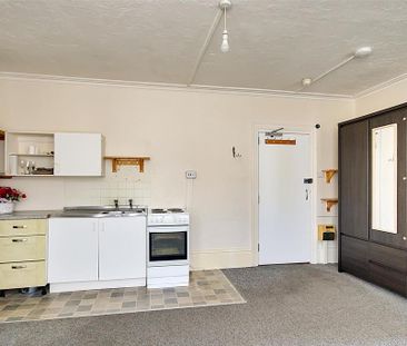 Studio to rent - Photo 4