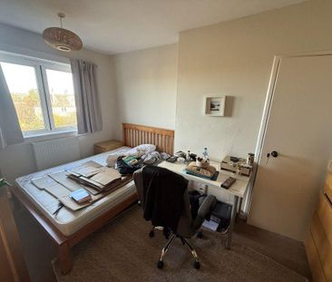 2 bedroom semi-detached house to rent - Photo 2