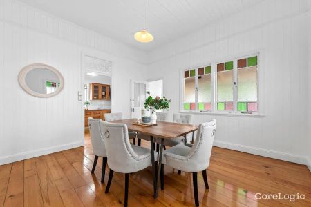 27 Franklin St, Annerley QLD 4103 - Photo 3
