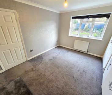 2 bedroom maisonette to rent - Photo 5