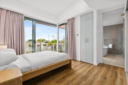 24 Salisbury Lane, Rosebery NSW 2018 - Townhouse For Rent | Domain - Photo 4