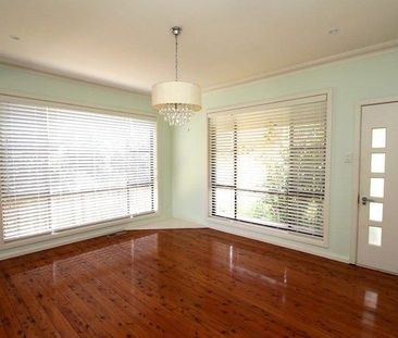 Prime Location! - Photo 1