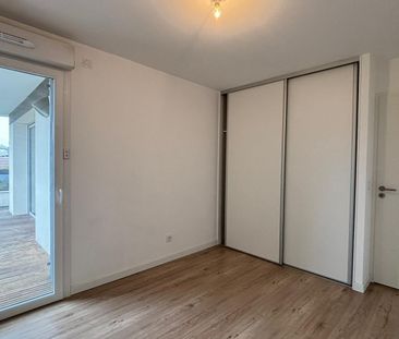 Location Appartement 3 pièces 59m² - Photo 2