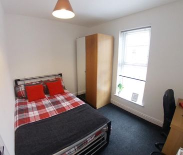 4 bedroom house to rent - Photo 2