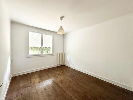 Location maison 5 pièces, 126.08m², Carquefou - Photo 4