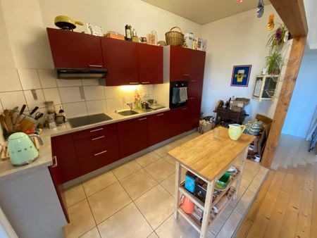 4-room apartment with 109 m2 and private elevator and balcony. - Photo 5