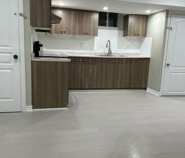 For Lease - 3 Bentgrass Lane, Brampton, Ontario - Photo 3