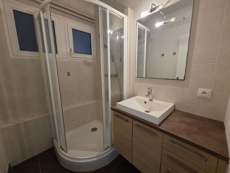 Location Appartement 3 pièces 61m² REIMS 51100 - Photo 5