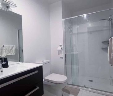 Semi-Furnished, Secure & Cosy Apartment, 2 Bdrms - Photo 5