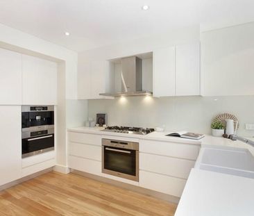 74 Hayberry Street CROWS NEST NSW 2065 - Photo 3