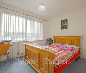4 bedroom terraced house to rent - Photo 4