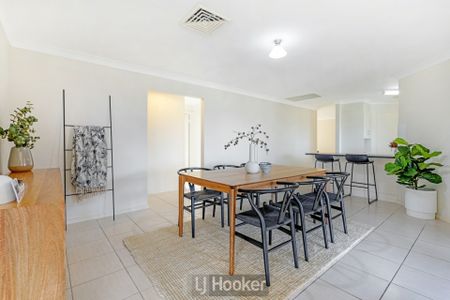 SINGLE LEVEL GEM WITH SWEEPING LAKE VIEWS - Photo 3