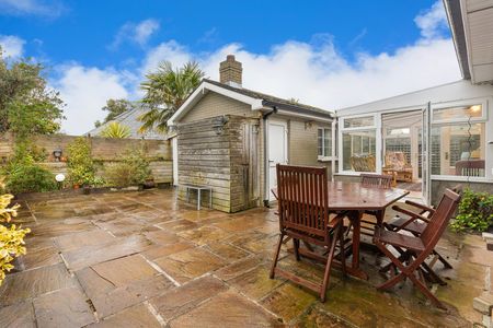 Currawood Lodge, Bellevue Road, Greystones, Co. Wicklow, A63 DY24 - Photo 2