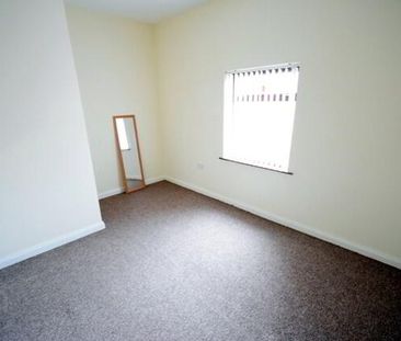 68 Glenbank Place, BT148AN, Belfast - Photo 4