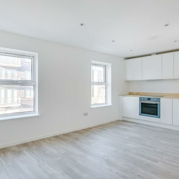 1 Bedroom Flat To Let - Photo 1