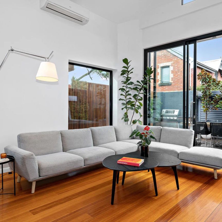 Victorian Elegance meets Contemporary Luxury - Photo 1