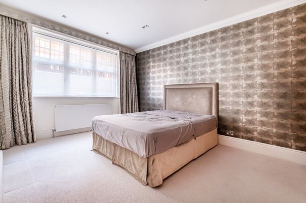 3 bedroom flat to rent - Photo 1