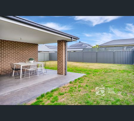 11 Fairway Street, Rutherford, NSW 2320 - Photo 2