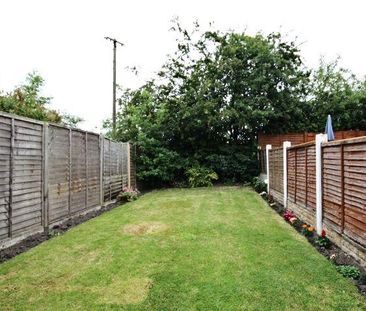 2 bedroom terraced house to rent - Photo 4