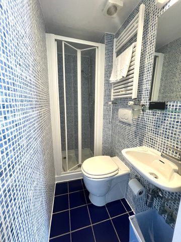 Studio Flat, Cartwright Gardens, WC1H - Photo 4