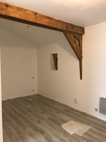 Maison à louer à Vendeuil - 6 pièces, 180 m² - Photo 2