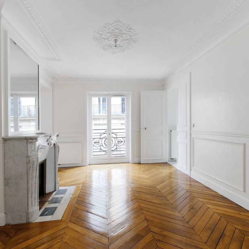 Tout savoir sur cet appartement dans le quartier Saint Philippe du Roule, à Paris 8ème - Photo 1