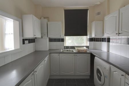 3 bedroom maisonette to rent - Photo 5