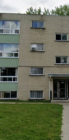 5 1/2 - 1224 Breton, Chambly - Photo 1