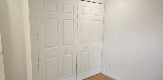 logement 3 1/2 a louer - Photo 2